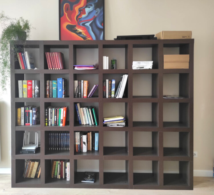 Книжкова шафа, шафа у вітальню Inteo Кубус 5*6 венге 3D, рельєфна основа,1750*2090*290мм 